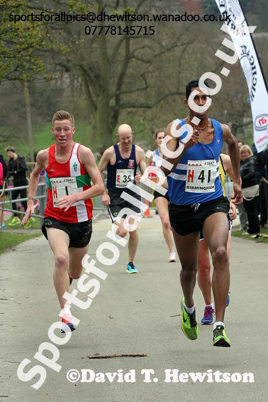 Joshua Grace (Aldershot Farnham and District) and Paulo Pinheiro (Morpeth) on the 6th leg of the National 12 Stage Relay, National 12 and 6 Stage Relays, Sutton Park, Birmingham. Photo: David T. Hewitson/Sports for All Pics
